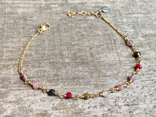 Beaded Figaro Chain Bracelet